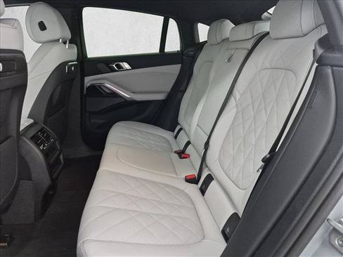 Used 2026 BMW X6 xDrive40i w/ Premium Package AWD/4WD image 22