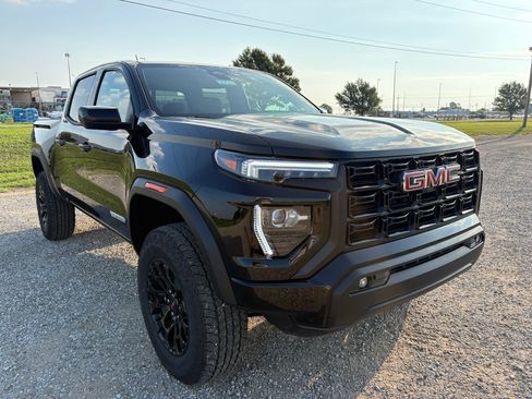 New 2026 GMC Canyon Elevation w/ Convenience Package RWD image 3