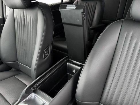 New 2026 Hyundai Ioniq 9 Calligraphy image 18