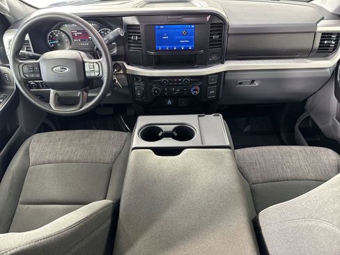 Used 2025 Ford F250 XLT image 21