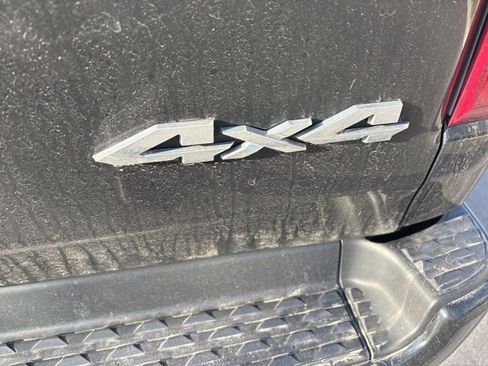 Used 2022 RAM 1500 Laramie w/ Sport Appearance Package image 13