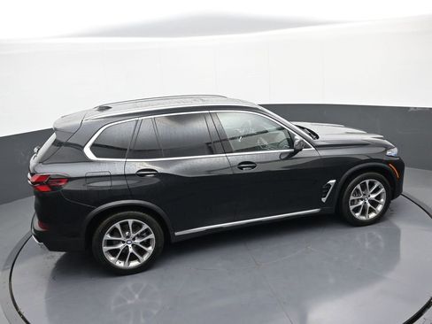 Used 2024 BMW X5 xDrive40i w/ Premium Package image 37
