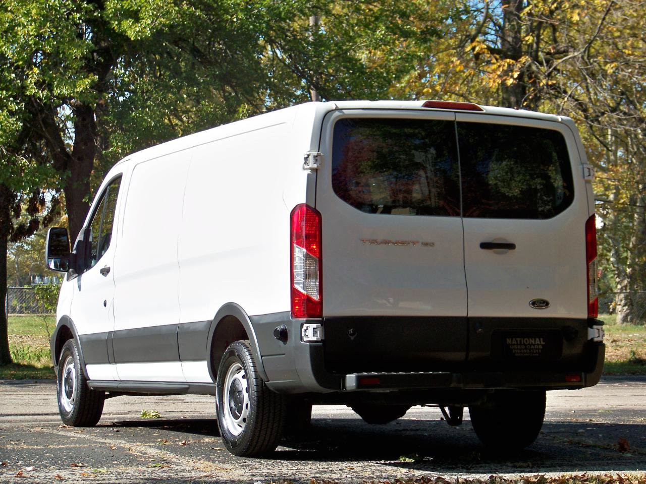 Used 2017 Ford Transit 150 148 Low Roof RWD image 5