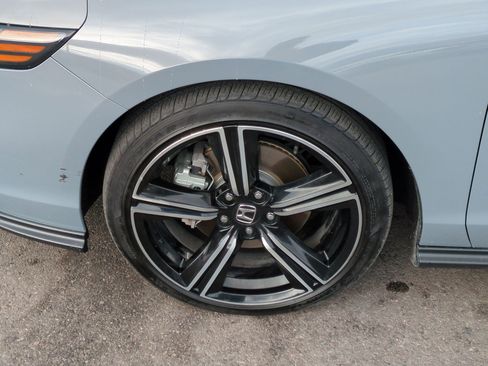 Used 2023 Honda Accord Sport image 14