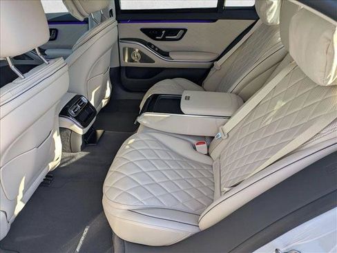 New 2026 Mercedes-Benz S 580e 4MATIC Sedan image 16