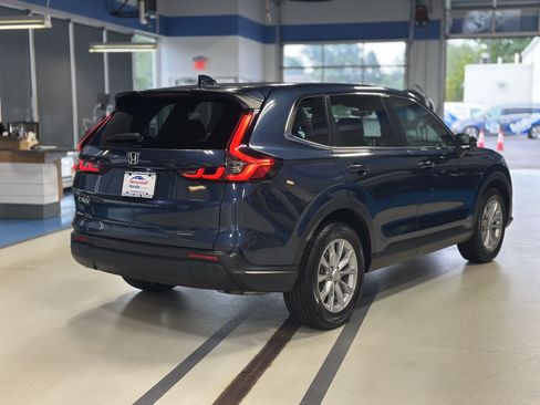 Used 2024 Honda CR-V EX-L image 5