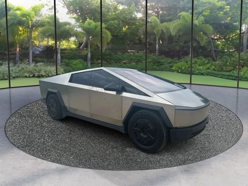 Used 2025 Tesla Cybertruck AWD Crew Cab image 3