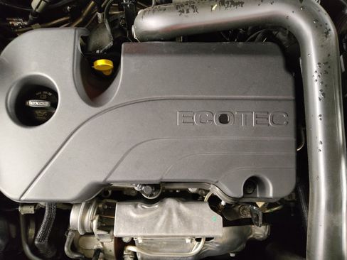 Used 2024 Chevrolet Equinox LT image 30