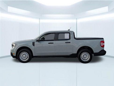 Used 2024 Ford Maverick XL image 2