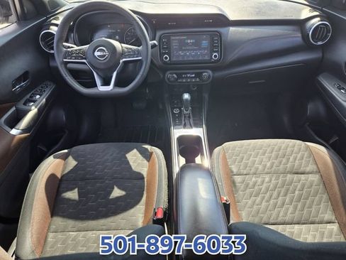 Used 2024 Nissan Kicks SR FWD image 13