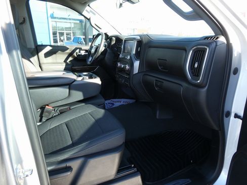 Certified 2021 GMC Sierra 1500 SLE w/ X31 Off-Road Package image 16