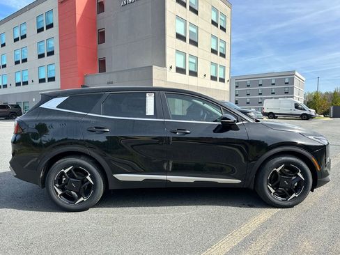 New 2026 Kia Sportage EX image 8