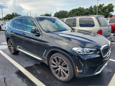 Used 2024 BMW X3 sDrive30i w/ Premium Package RWD image 2