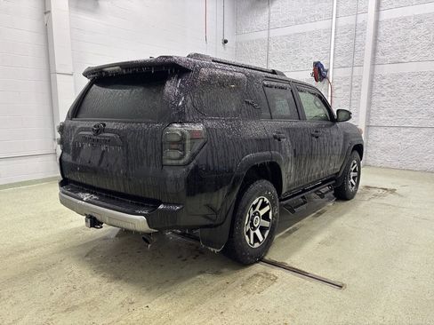 Used 2023 Toyota 4Runner TRD Off-Road Premium image 3