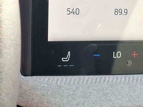 New 2025 Ford Maverick XLT w/ XLT Luxury Package image 17