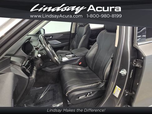 Used 2024 Acura MDX SH-AWD w/ Advance Package image 13