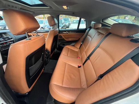 Used 2016 BMW X4 xDrive28i image 11