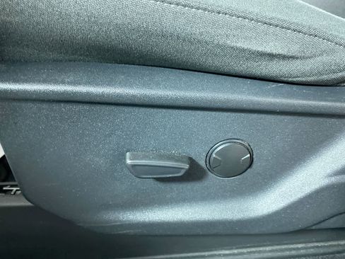 Used 2023 Ford F150 XLT image 14