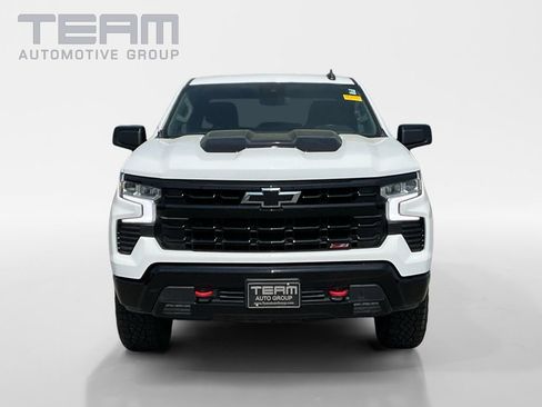 Used 2024 Chevrolet Silverado 1500 LT Trail Boss w/ Protection Package AWD/4WD image 2