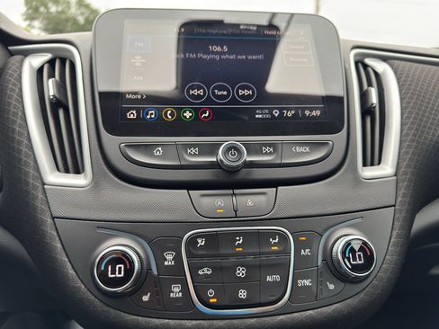 Certified 2024 Chevrolet Malibu LT FWD image 22