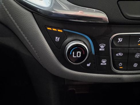 Certified 2020 Chevrolet Equinox Premier AWD/4WD image 23