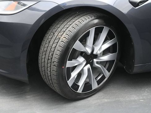 Used 2024 Tesla Model 3 Standard Range RWD image 19