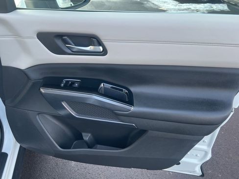 Certified 2023 Nissan Pathfinder SL w/ SL Premium Package image 25