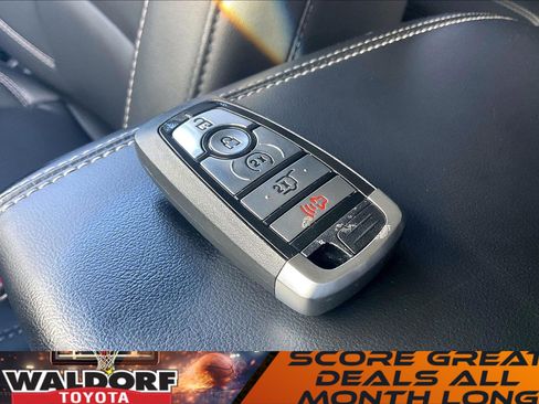 Used 2024 Ford Explorer XLT w/ Equipment Group 202A image 14