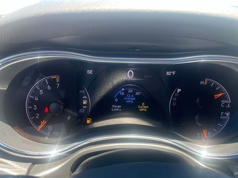 Used 2019 Jeep Grand Cherokee Altitude RWD image 29