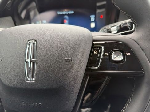 New 2026 Lincoln Corsair Premiere image 15