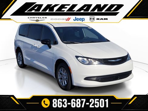 New 2026 Chrysler Voyager LX FWD image 1