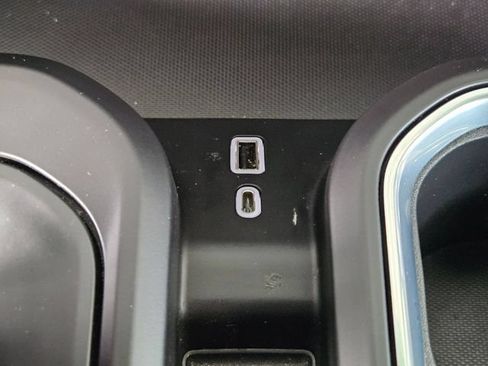 Used 2022 GMC Sierra 1500 Denali AWD/4WD image 19