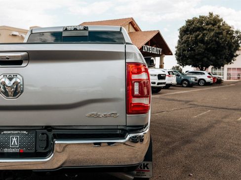 Used 2020 RAM 2500 Limited AWD/4WD image 16