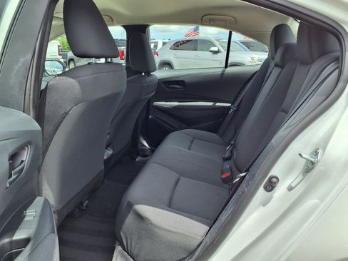 Used 2026 Toyota Corolla LE FWD image 9
