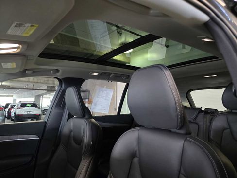 Used 2025 Volvo XC90 B6 Ultra w/ Protection Package Premier image 22