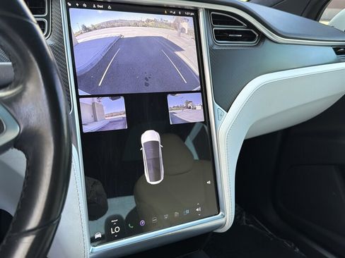 Used 2017 Tesla Model X 100D image 25