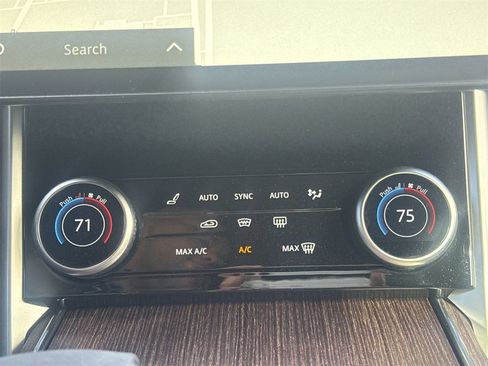 Used 2023 Land Rover Range Rover SE image 26