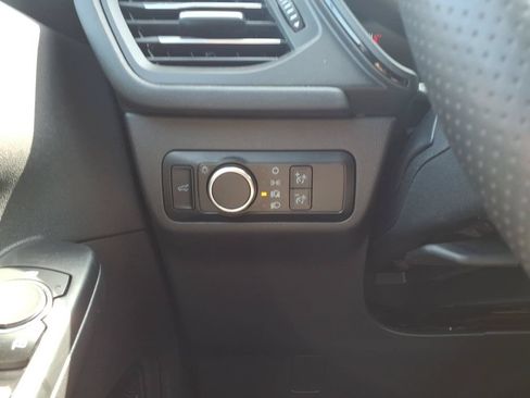 Used 2024 Ford Escape ST-Line w/ Tech Pack #1 AWD/4WD image 16