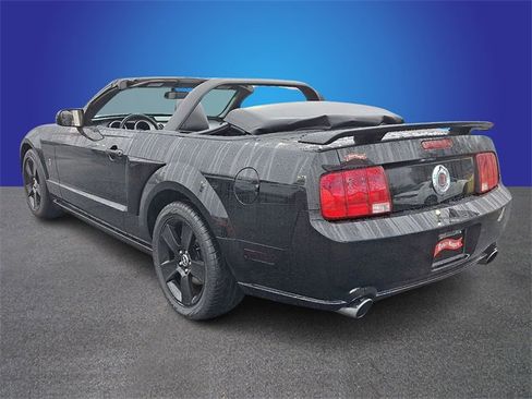Used 2006 Ford Mustang GT image 6