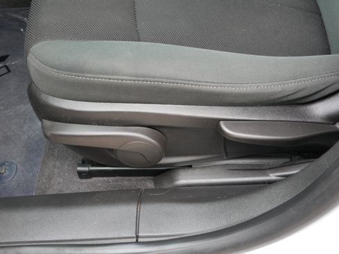 Used 2011 Chevrolet Cruze LT FWD image 19