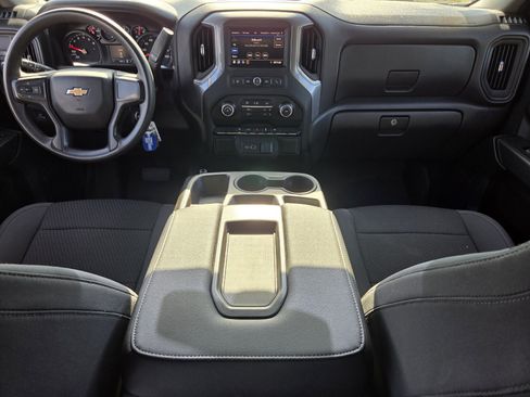 Used 2022 Chevrolet Silverado 1500 Custom RWD image 12