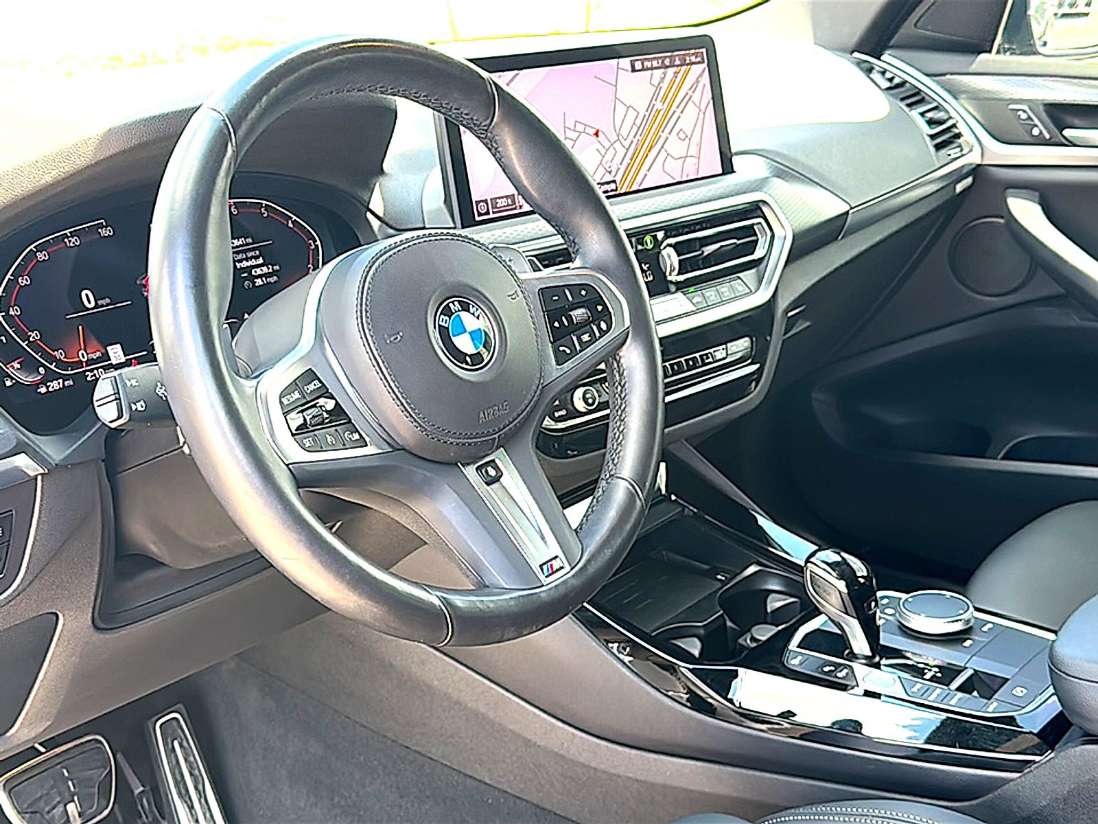 Used 2024 BMW X3 sDrive30i w/ Premium Package RWD image 12