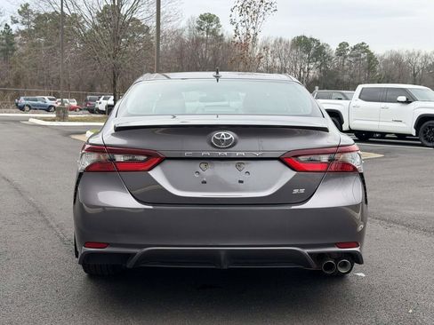 Used 2024 Toyota Camry SE image 20