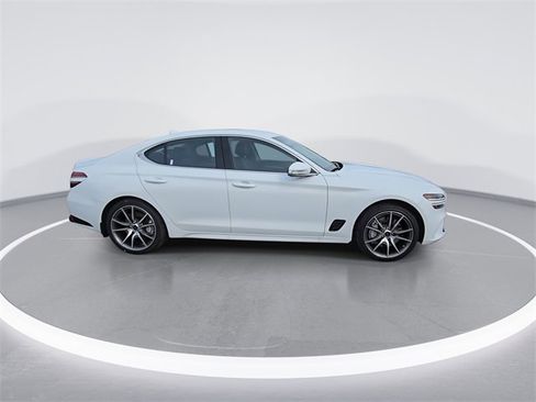 New 2026 Genesis G70 2.5T image 2