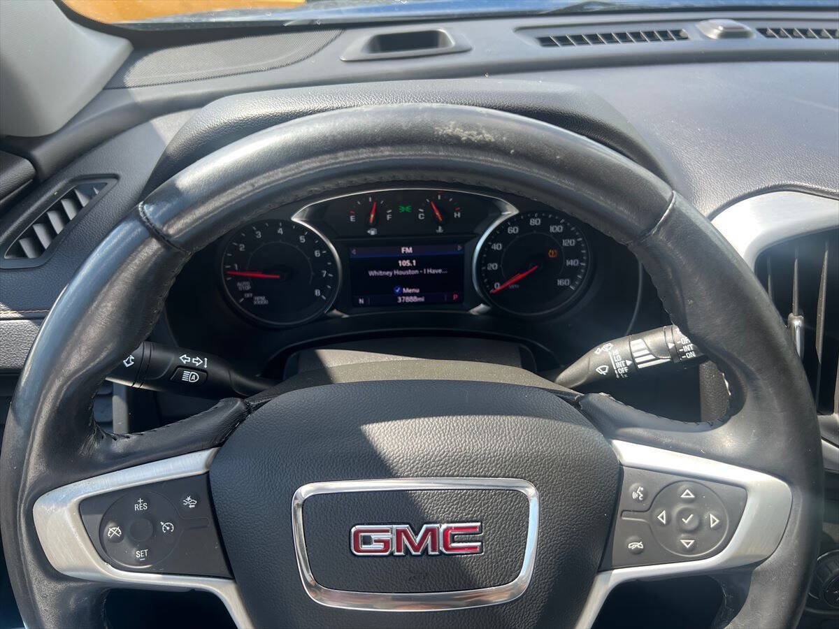Used 2021 GMC Terrain SLE w/ Driver Convenience Package AWD/4WD image 11