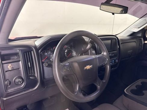 Used 2017 Chevrolet Silverado 1500 Custom w/ Custom Convenience Package AWD/4WD image 17