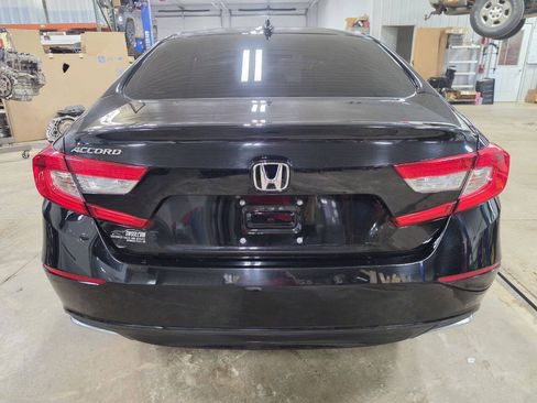 Used 2018 Honda Accord EX-L image 7