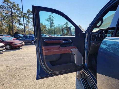 New 2026 GMC Sierra 2500 Denali Ultimate image 14