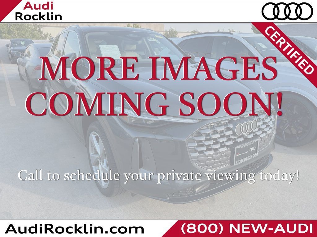 Certified 2025 Audi Q5 Premium AWD/4WD image 1