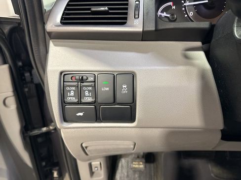 Used 2015 Honda Odyssey EX-L image 14